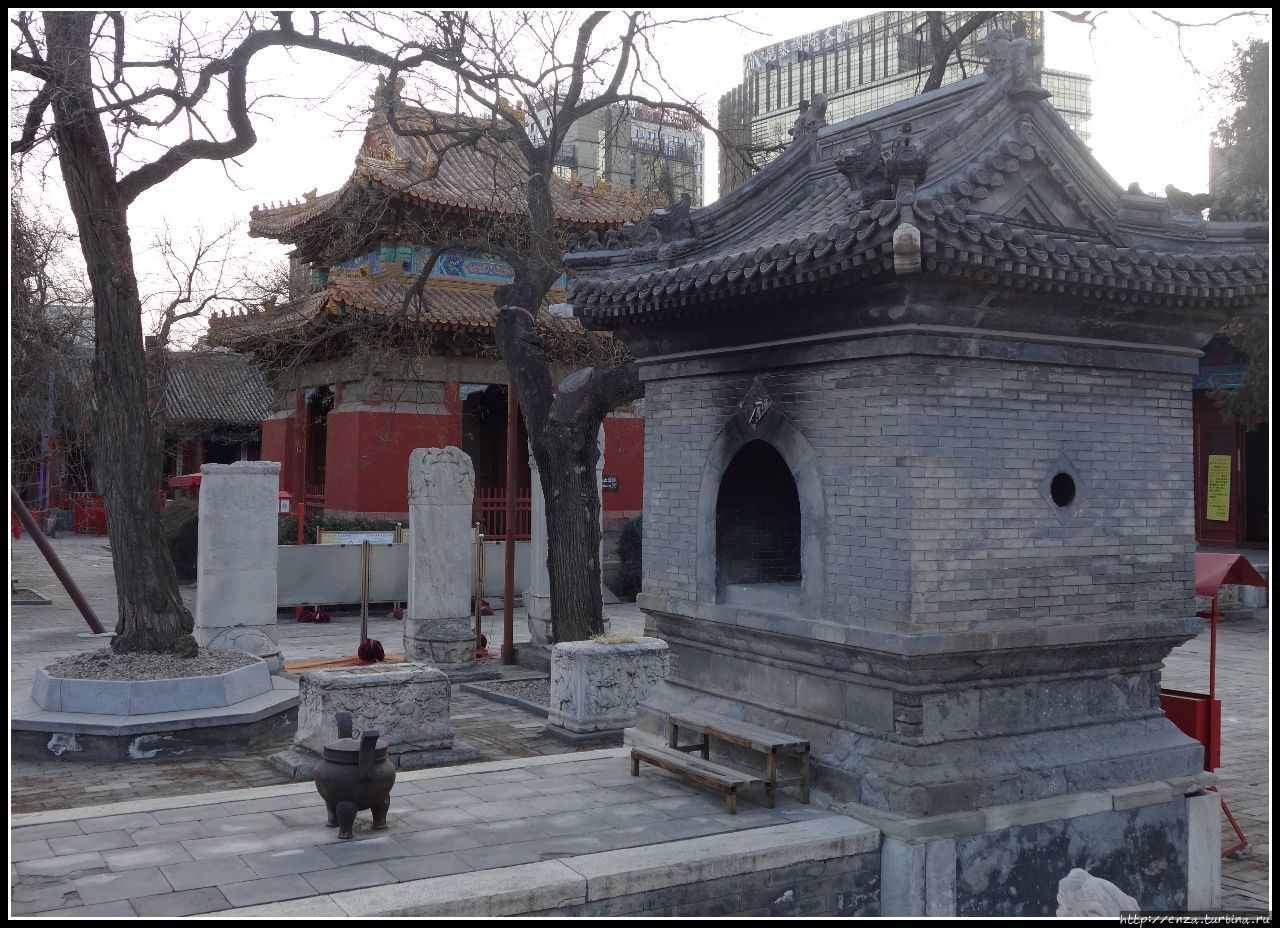 Храм Дунъюэ — 76 небесных канцелярий и 2 волшебные лошади Пекин, Китай