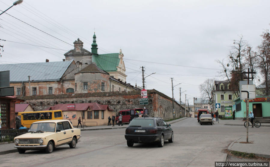 Доминиканский монастырь Жолква, Украина