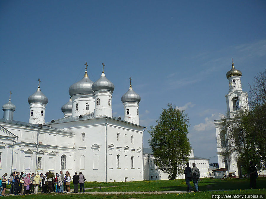 Свято-Юрьев мужской монастырь Великий Новгород, Россия Свято-Юрьев мужской монастырь Великий Новгород, Россия