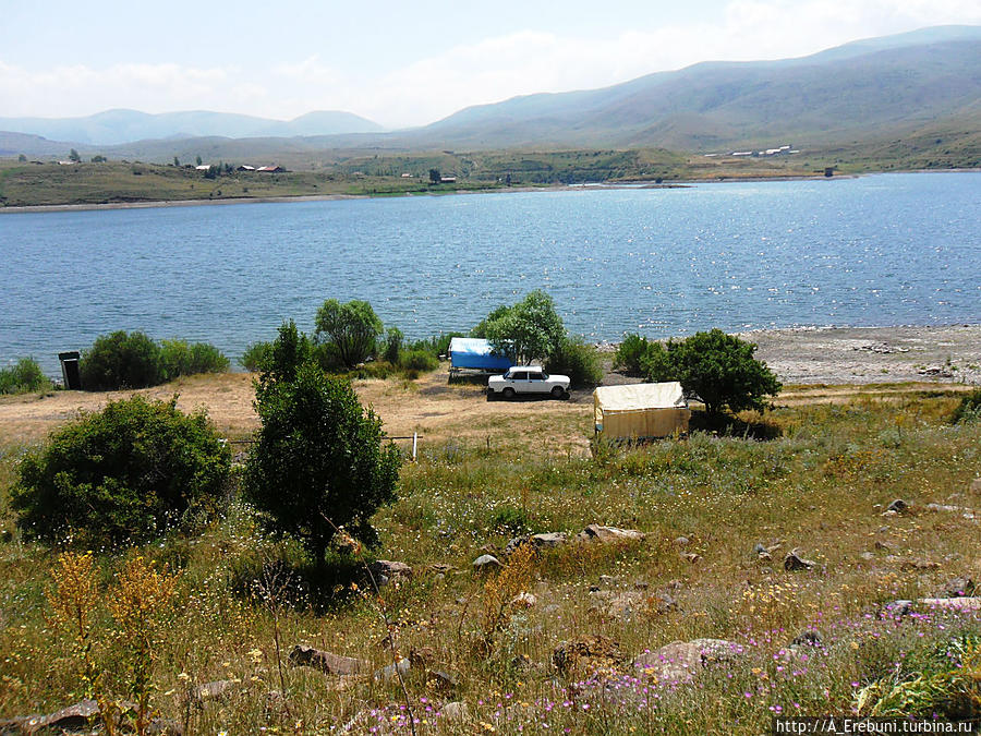 На Кечутском водохранилище Джермук, Армения