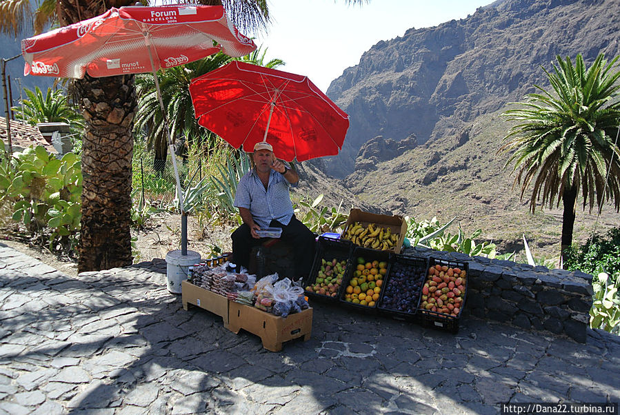 Вредный дядька, торгующий фруктами ))) Вредный дядька, торгующий фруктами )))