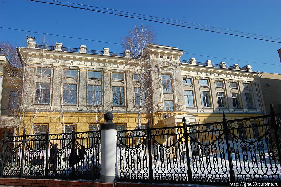 Ансамбль университетского городка. Ансамбль университетского городка.