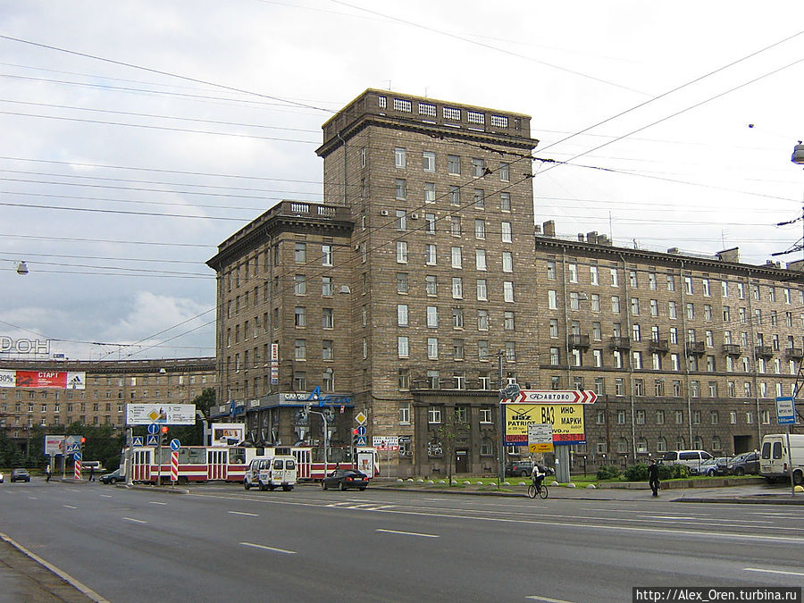 пр. Стачек, 55
1955-1960 — архитекторы Каменский Валентин Александрович, Майофис Соломон Григорьевич пр. Стачек, 55
1955-1960 — архитекторы Каменский Валентин Александрович, Майофис Соломон Григорьевич