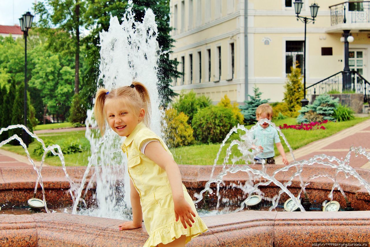 Жизнь фонтанирует Витебск, Беларусь Жизнь фонтанирует Витебск, Беларусь