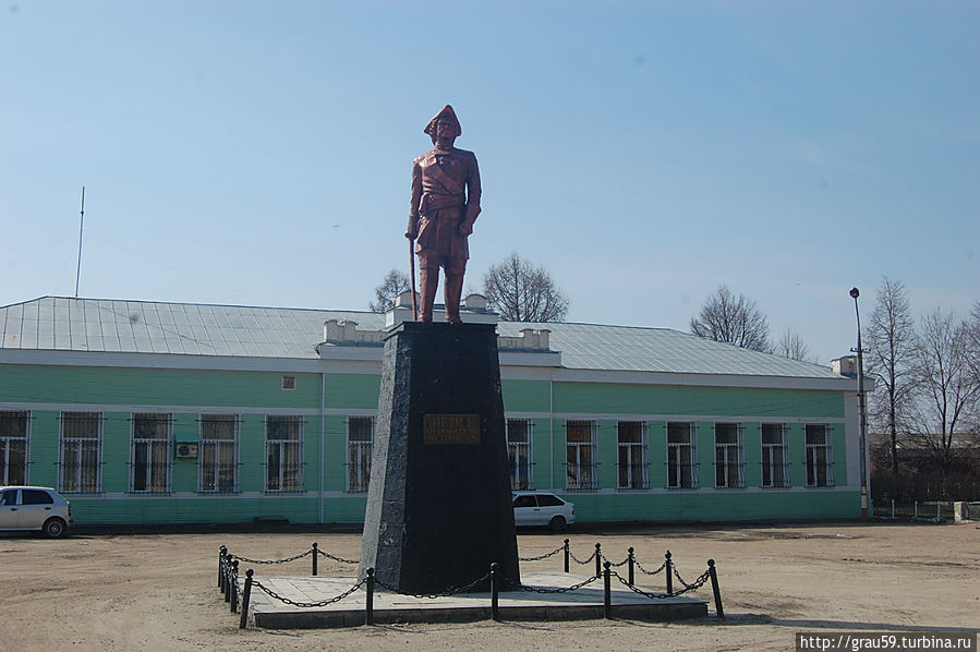 Памятник Петру I Петровск, Россия