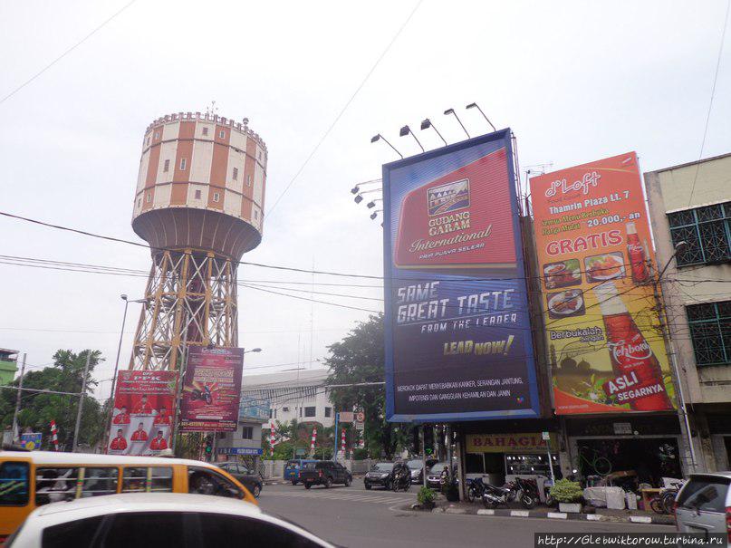 Water tower Медан, Индонезия