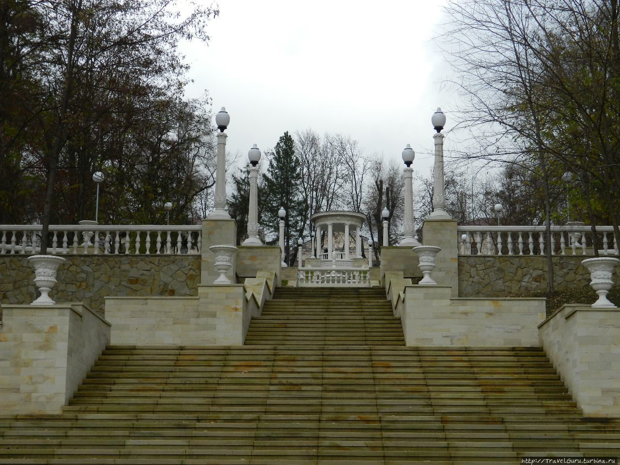 Ворота в винный рай Кишинёв, Молдова