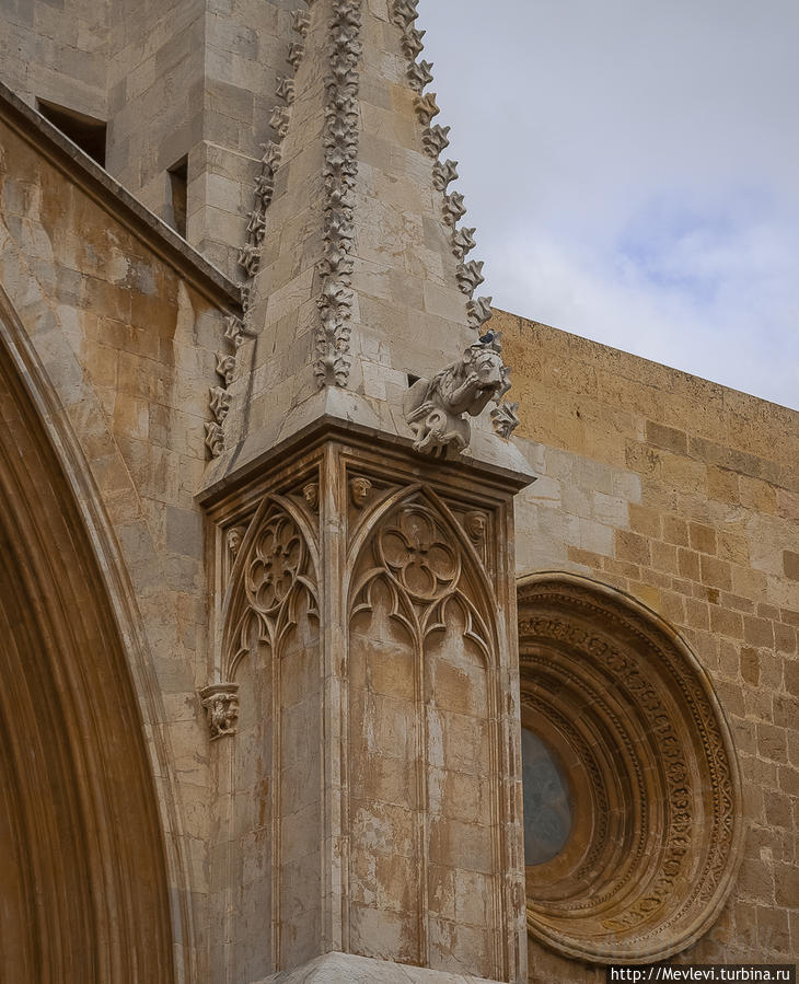 Кафедральный собор Таррагоны Таррагона, Испания Кафедральный собор Таррагоны Таррагона, Испания
