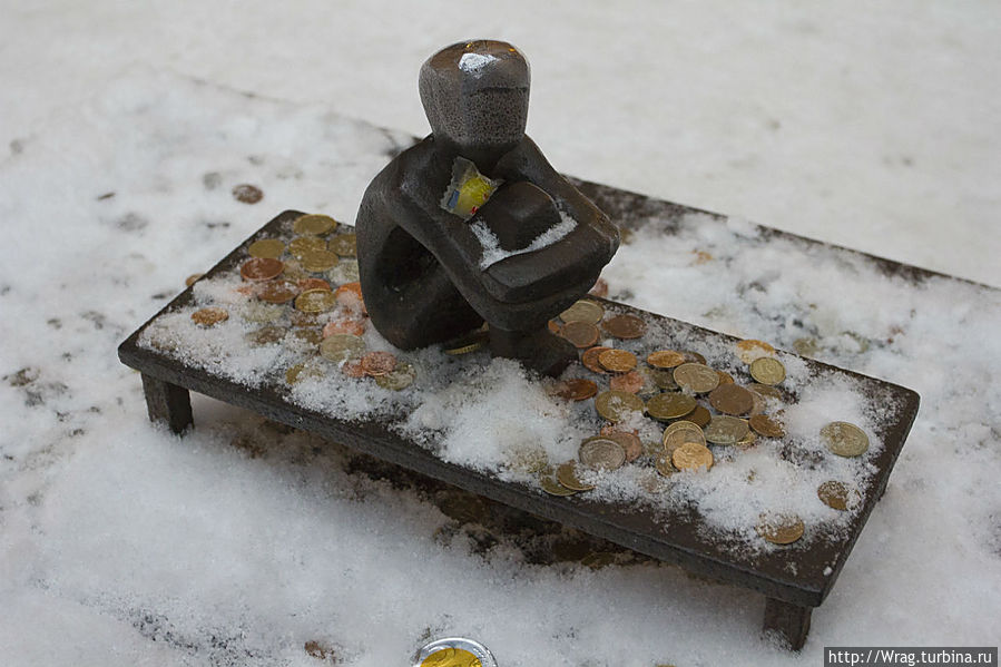 Обязательно надо найти самый маленький памятник Швеции, в виде Обязательно надо найти самый маленький памятник Швеции, в виде