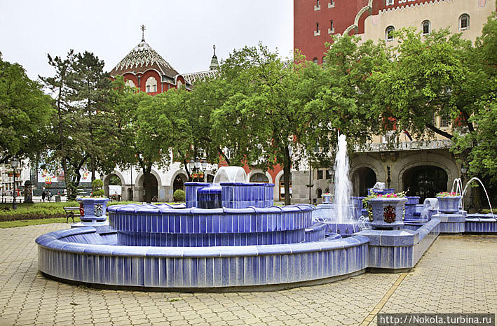 Фонтан перед ратушей Фонтан перед ратушей