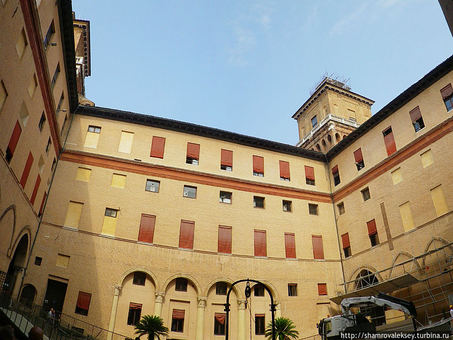 Феррара. Крепость Феррара, Италия Феррара. Крепость Феррара, Италия
