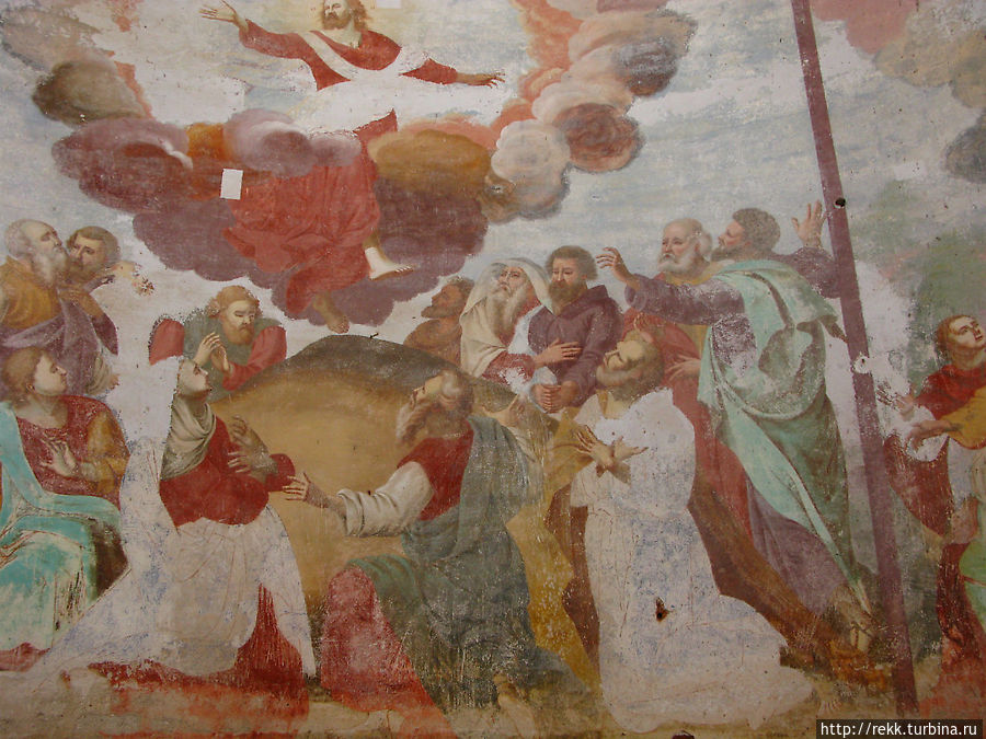 Про росписи хорошо и тут:
http://www.actual-art.org/k2010/st2010/95-ri18-20/223-freski-chasovni-v-d-vasileva-gora.html
Вот и думайте, какое объяснение вернее.
Лично мне росписи навеяли ассоциацию с Про росписи хорошо и тут:
http://www.actual-art.org/k2010/st2010/95-ri18-20/223-freski-chasovni-v-d-vasileva-gora.html
Вот и думайте, какое объяснение вернее.
Лично мне росписи навеяли ассоциацию с