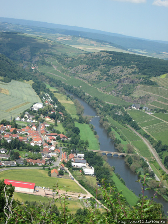 Вид с Лемберга(422м) на долину реки Нае Бад-Кройцнах, Германия