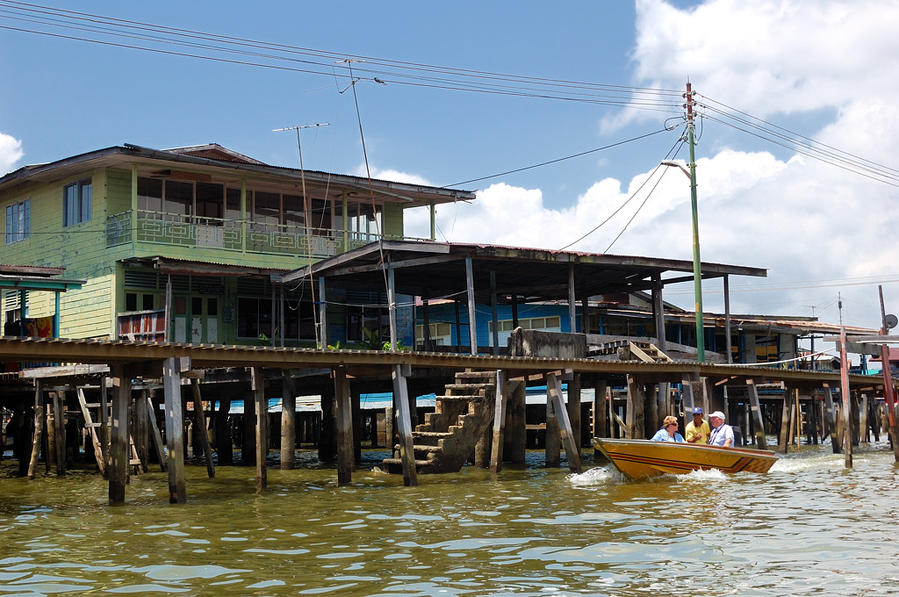 От Стамбула до Гонконга: Обитель мира — Бруней Даруссалам Бандар-Сери-Бегаван, Бруней От Стамбула до Гонконга: Обитель мира — Бруней Даруссалам Бандар-Сери-Бегаван, Бруней