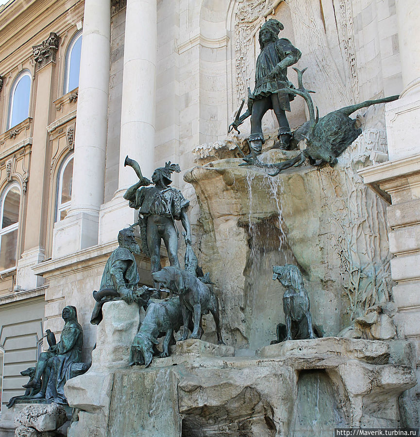 Фонтан Матьяша — жемчужина дворца. Фонтан Матьяша — жемчужина дворца.