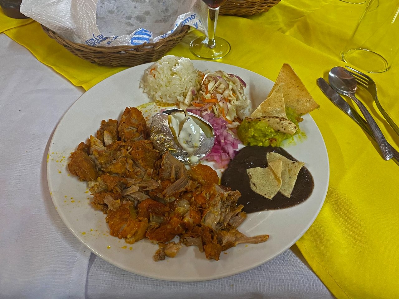 Ресторан Хала-Хуиник Ласаро-Карденас, Мексика