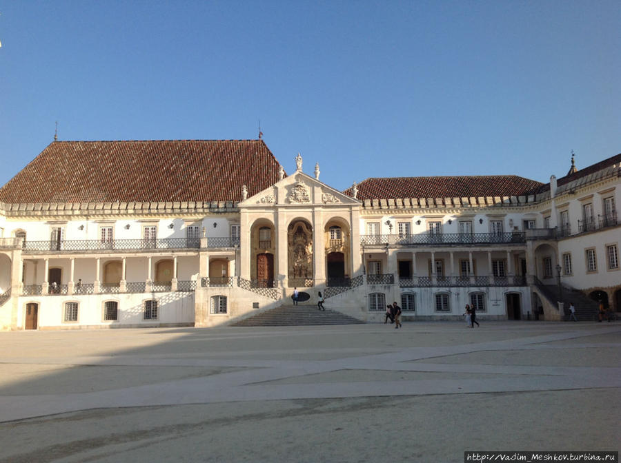 Университетская библиотека. Коимбра, Португалия