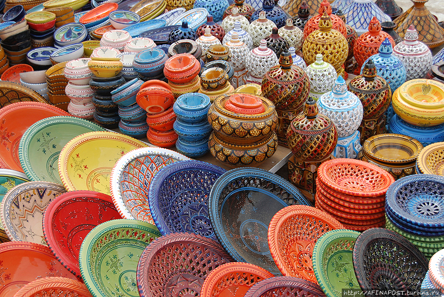 Магазины керамической посуды и сувениров Набель, Тунис