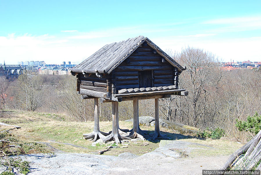 Шведская избушка на курьих ножках о шести ногах Шведская избушка на курьих ножках о шести ногах