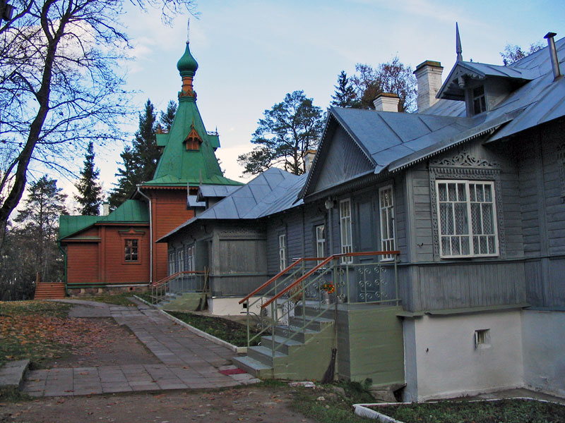 Пюхтицкий Успенский женский монастырь Куремяэ, Эстония