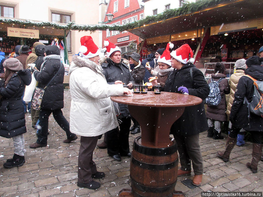 “Райтерлесмаркт” — Базар Всадника Ротенбург-на-Таубере, Германия “Райтерлесмаркт” — Базар Всадника Ротенбург-на-Таубере, Германия