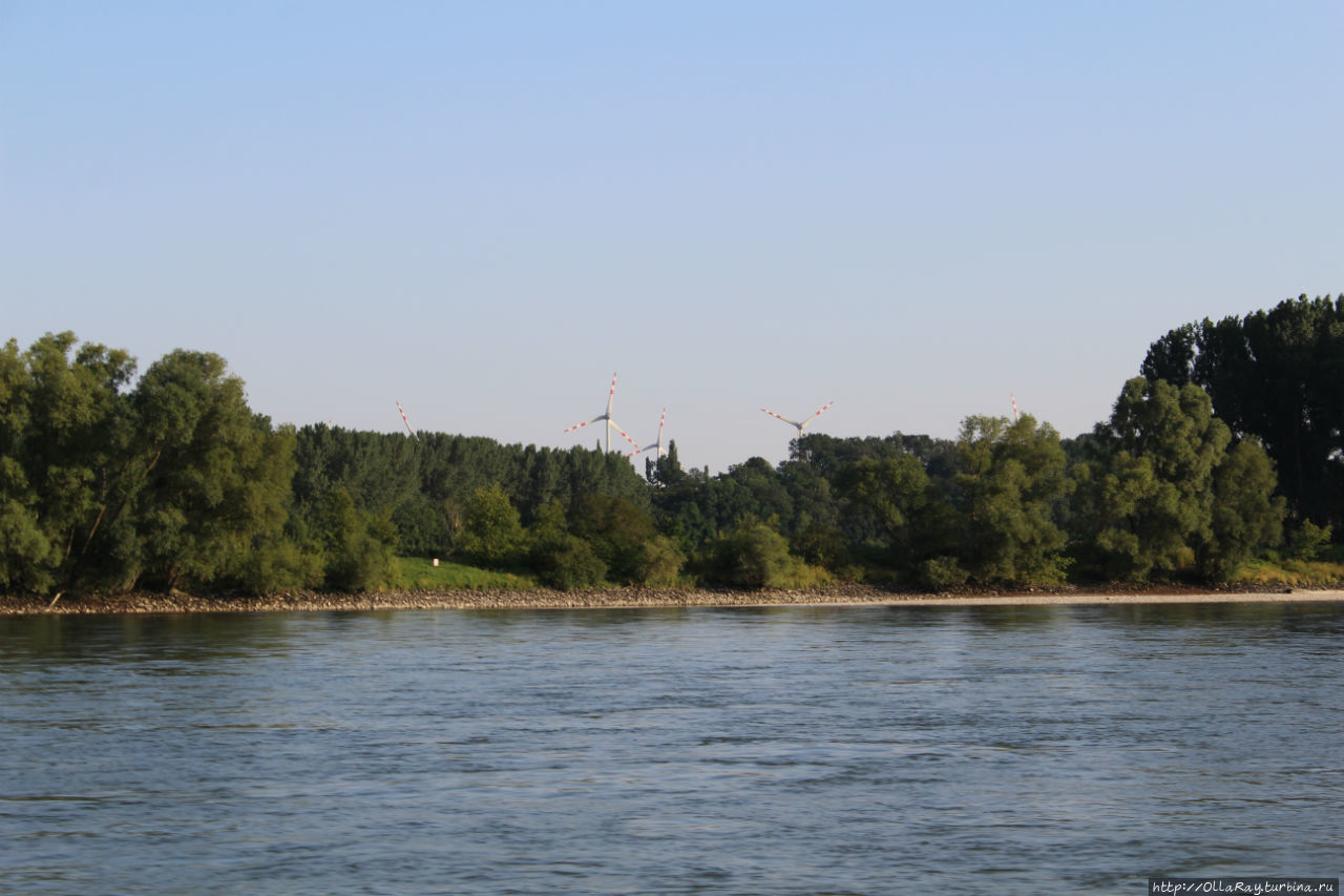 Из Вены в Братиславу по воде Вена, Австрия