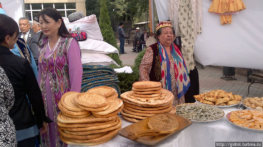 День Уйгурской национальной культуры Алматы, Казахстан