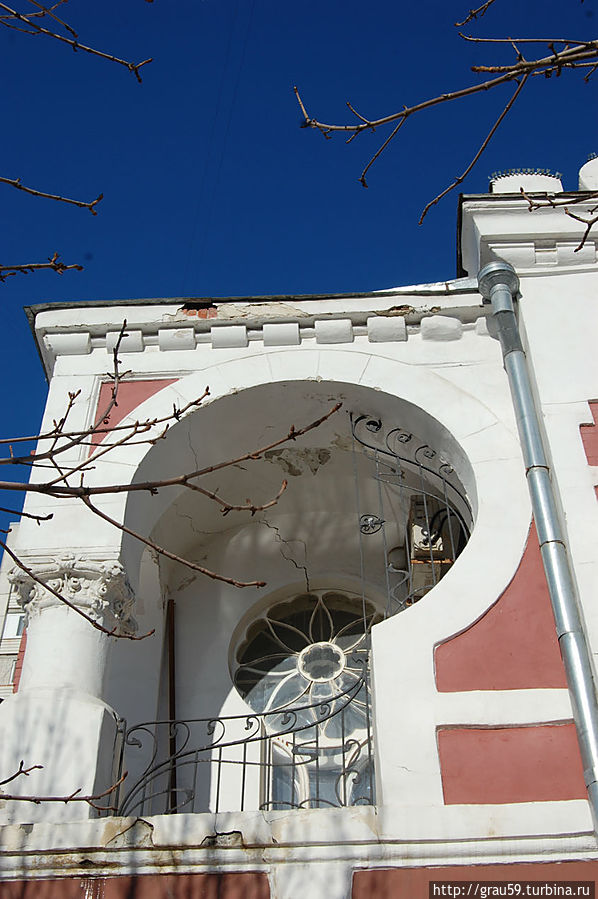 Особняк П.М. Зыбина (ул. Кмселёва, 76). Детали Особняк П.М. Зыбина (ул. Кмселёва, 76). Детали