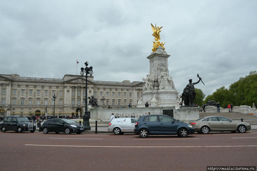 Мемориал Королевы Виктории. Лондон, Великобритания