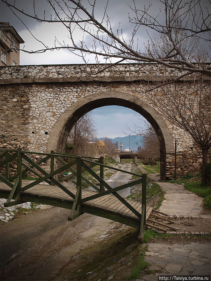 река с центре река с центре