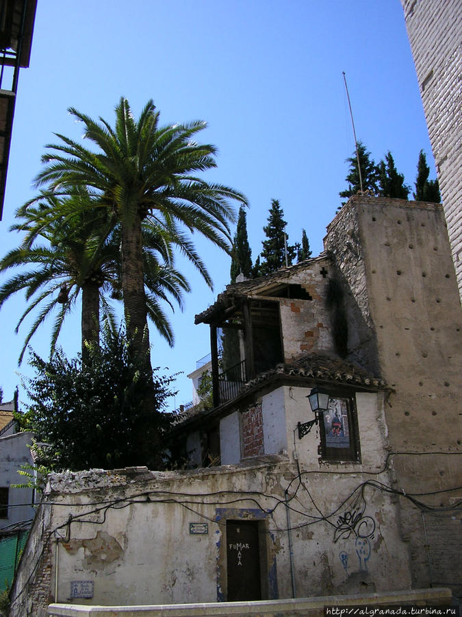 Прогулки по Альбайсину Гранада, Испания Прогулки по Альбайсину Гранада, Испания