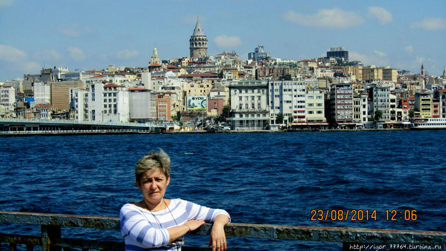 Галатский мост — место рыбных ресторанов Стамбула Стамбул, Турция