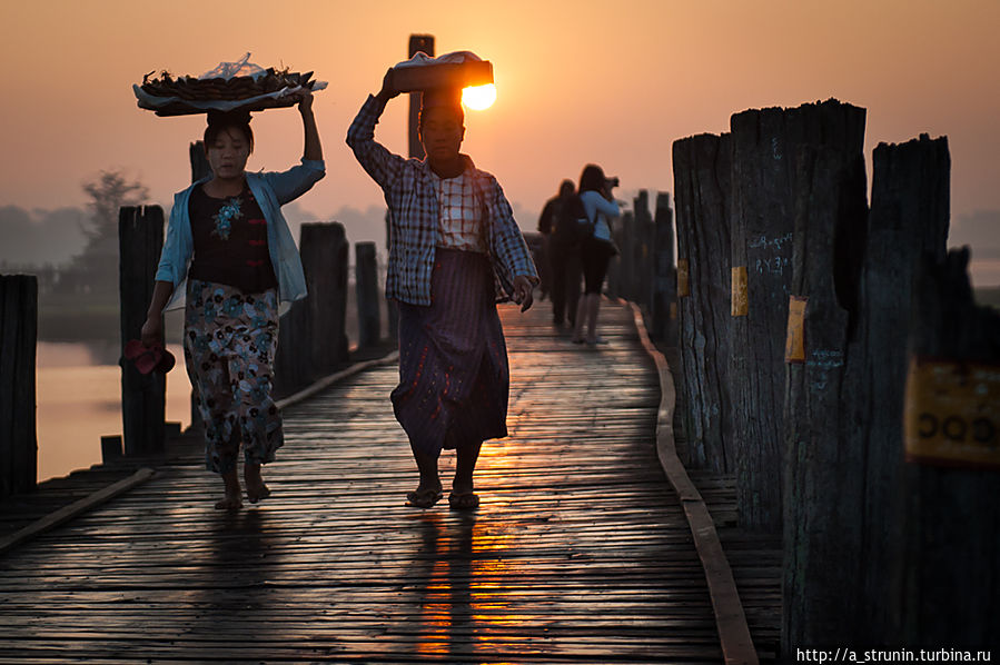 Жизнь у моста Мандалай, Мьянма