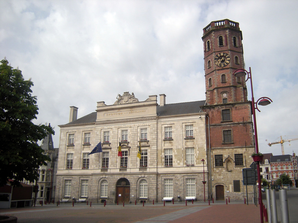 Бельфорт-ратуша / Belfort en Stadhuis