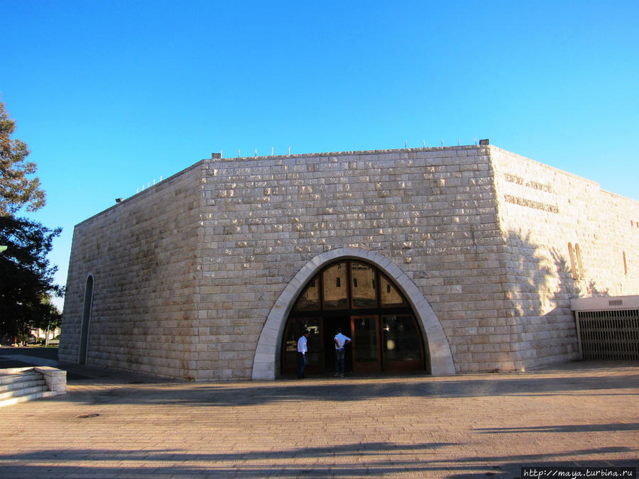 Концертный зал напротив Цфат, Израиль