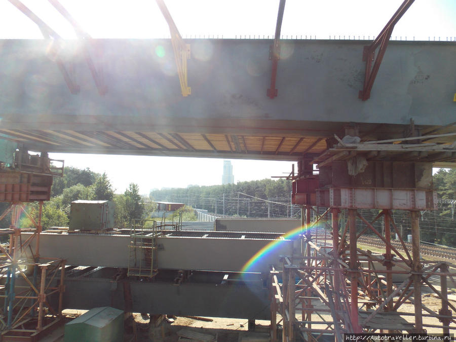 Москва строит дороги. Москва строит дороги.