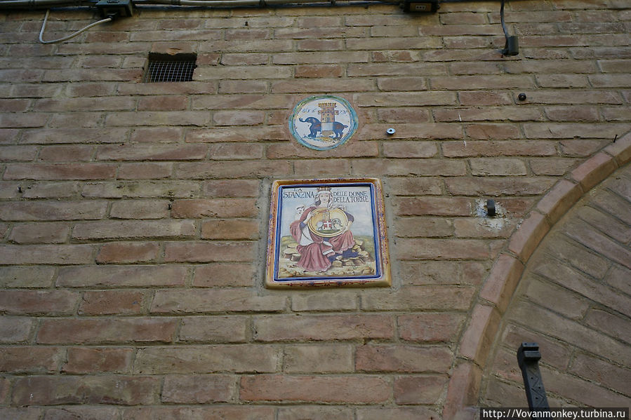 17 Контрад Сиены Сиена, Италия 17 Контрад Сиены Сиена, Италия