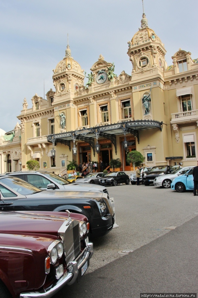 Дворец Гарнье  — старейшее казино и театр в Монте-Карло. Монте-Карло, Монако