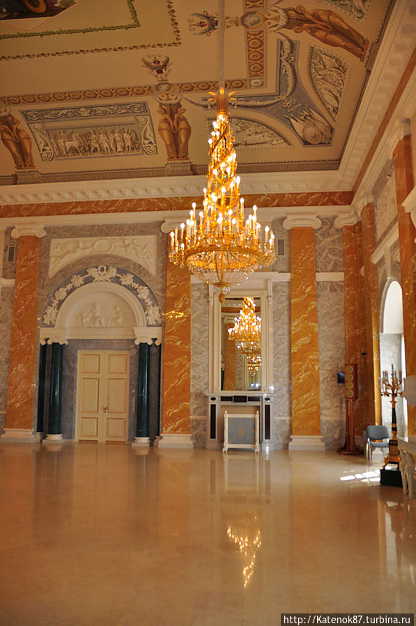 Стрельна — резиденция президента РФ. Стрельна, Россия Стрельна — резиденция президента РФ. Стрельна, Россия