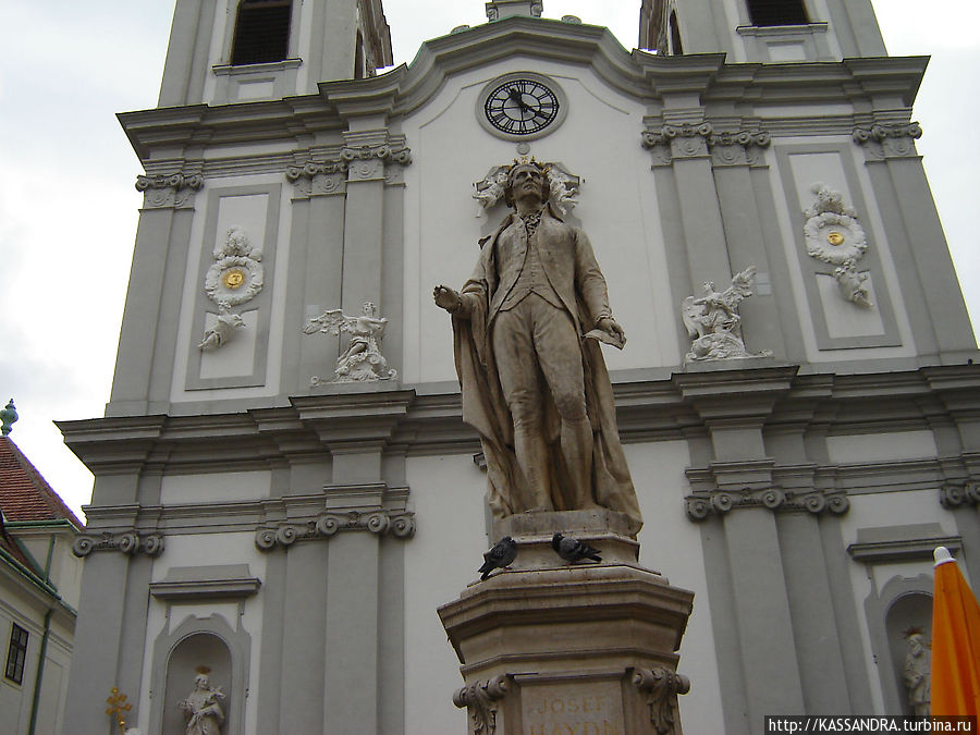 Памятник И. Гайдну / Das Denkmal I. Gajdnu