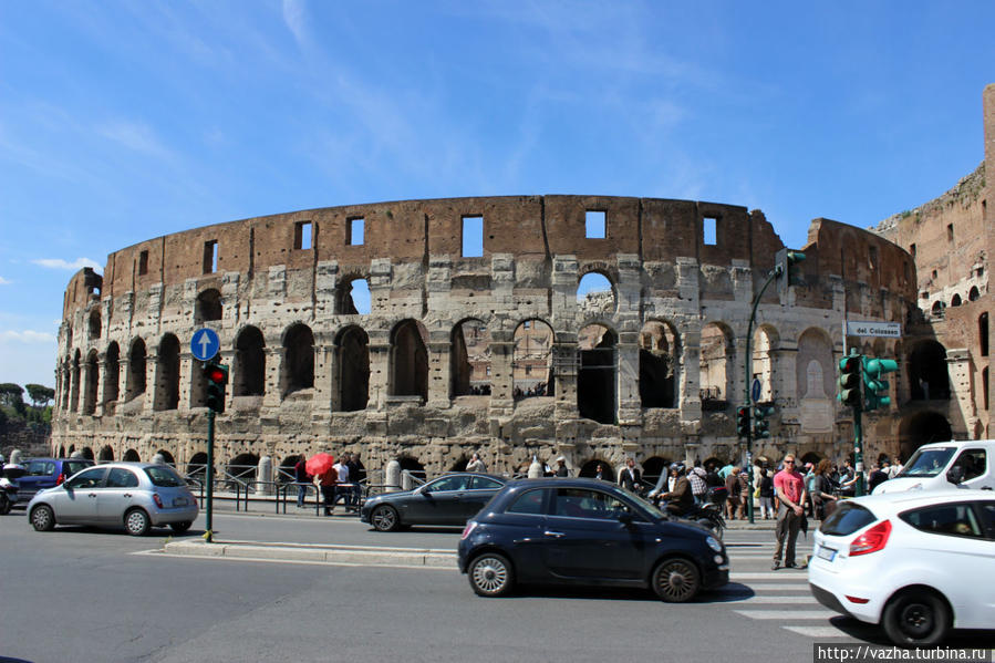Римский Колизей. Рим, Италия Римский Колизей. Рим, Италия