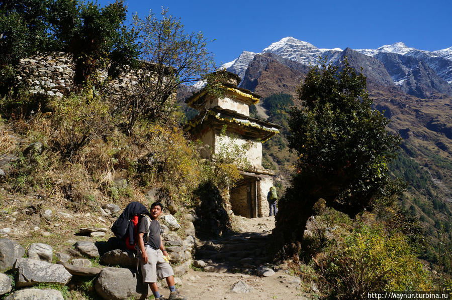 Треккинг   вокруг   Манаслу.   Близость   перевала... Покхара, Непал