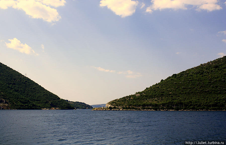 Остров Госпа од Шкрпела Пераст, Черногория