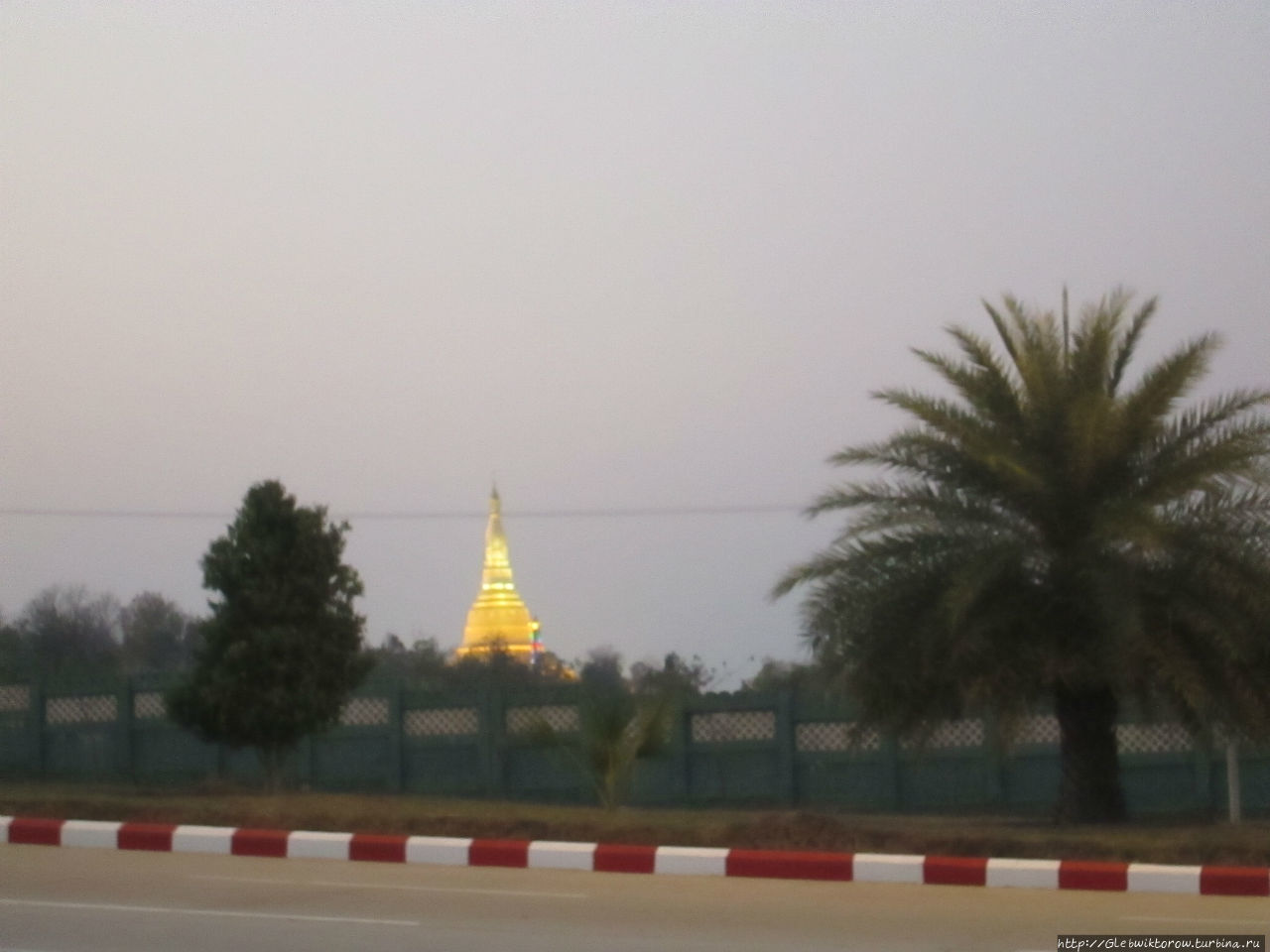 Короткий вечер в Нейпьидо Нейпьидо, Мьянма