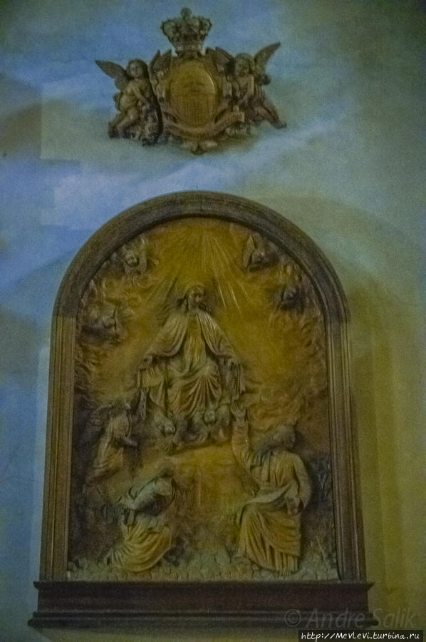 В родовой церкви Санта Маргарита Данте встречался с Беатриче Флоренция, Италия