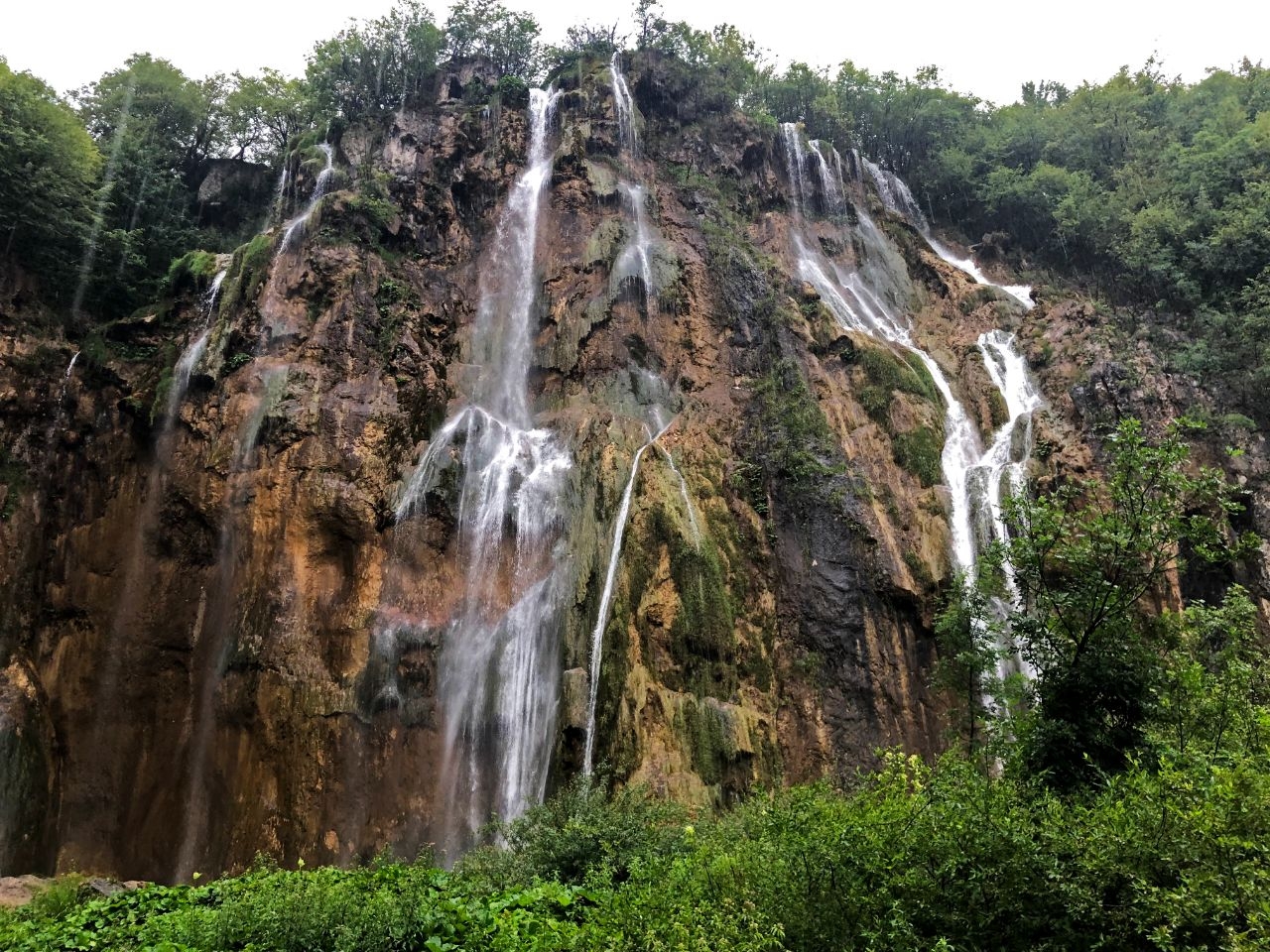 Велики слап (большой водопад) Национальный парк Плитвицкие озёра, Хорватия
