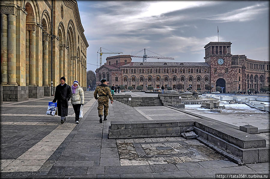 Площадь Республики зимой Ереван, Армения