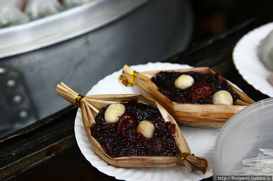 Сладкий рис с подливкой из ежевики Сладкий рис с подливкой из ежевики