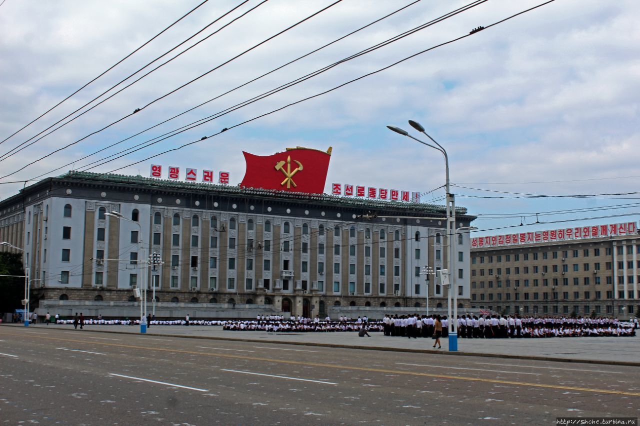 Площадь имени Ким Ир Сена и репетиция парада 9 сентября