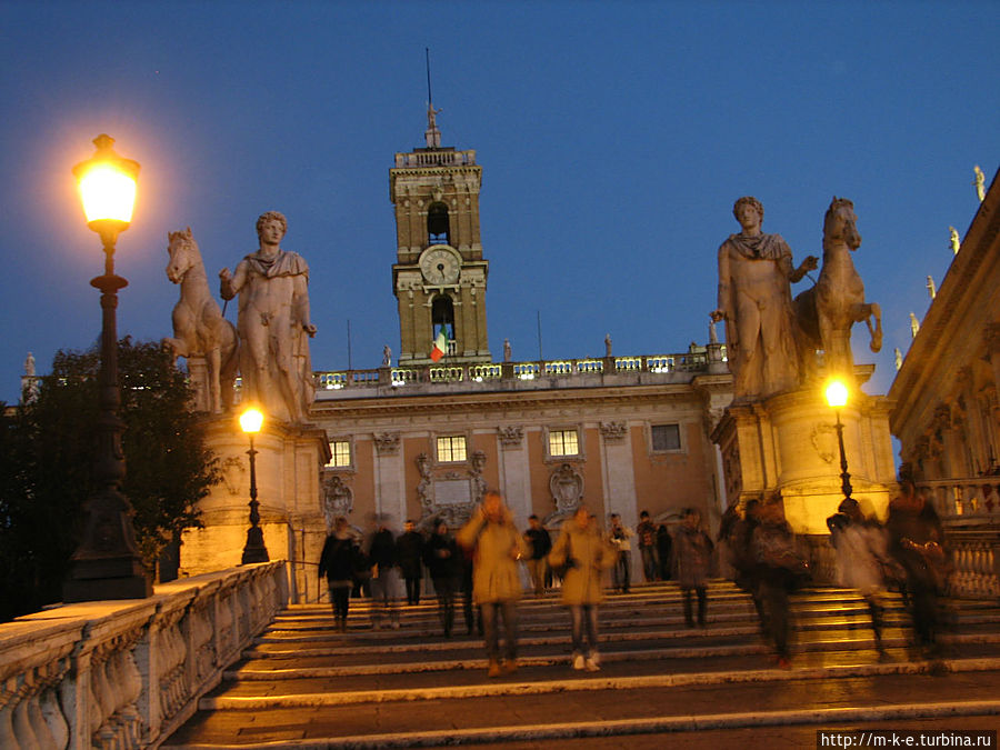 лестница Кордоната со статуями сыновей Зевса Рим, Италия